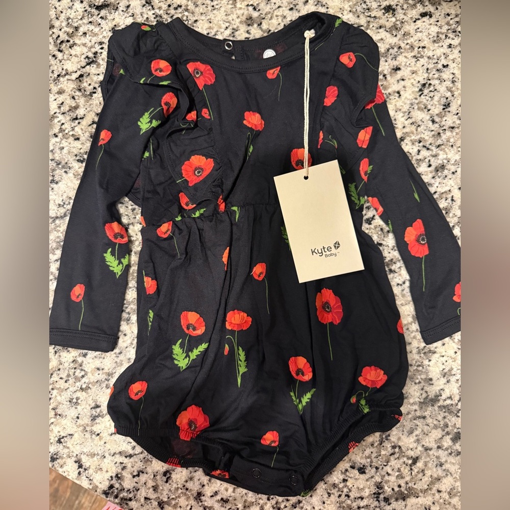 NWT Kyte Baby Bubble Romper